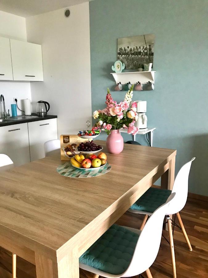 Neu! Top Apartment! 7Km Saarbruecken! Terrasse, Garten! Sulzbach  Exteriör bild