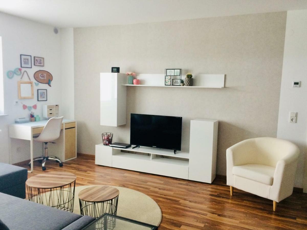 Neu! Top Apartment! 7Km Saarbruecken! Terrasse, Garten! Sulzbach  Exteriör bild